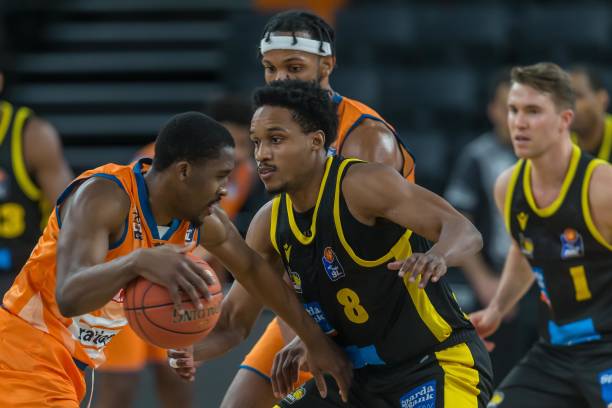 希望在中场 希望在中场